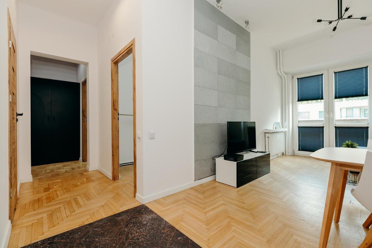 Shortstaypoland Grzybowska Varsovie Extérieur photo