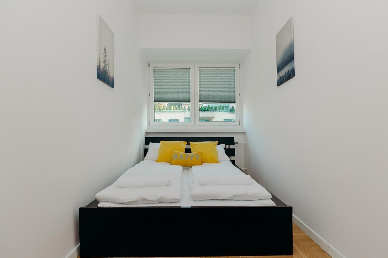 Shortstaypoland Grzybowska Varsovie Extérieur photo