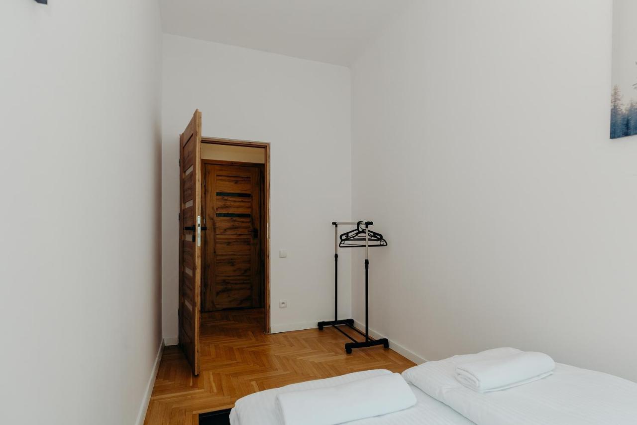 Shortstaypoland Grzybowska Varsovie Extérieur photo